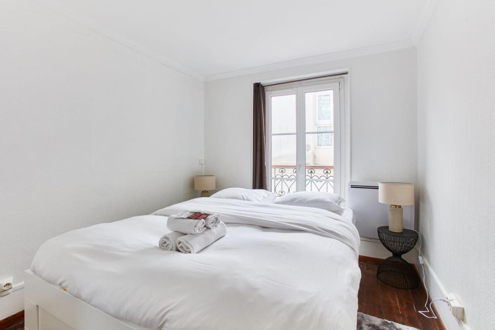 Cosy Montmartre 2Br Apartman Párizs Kültér fotó